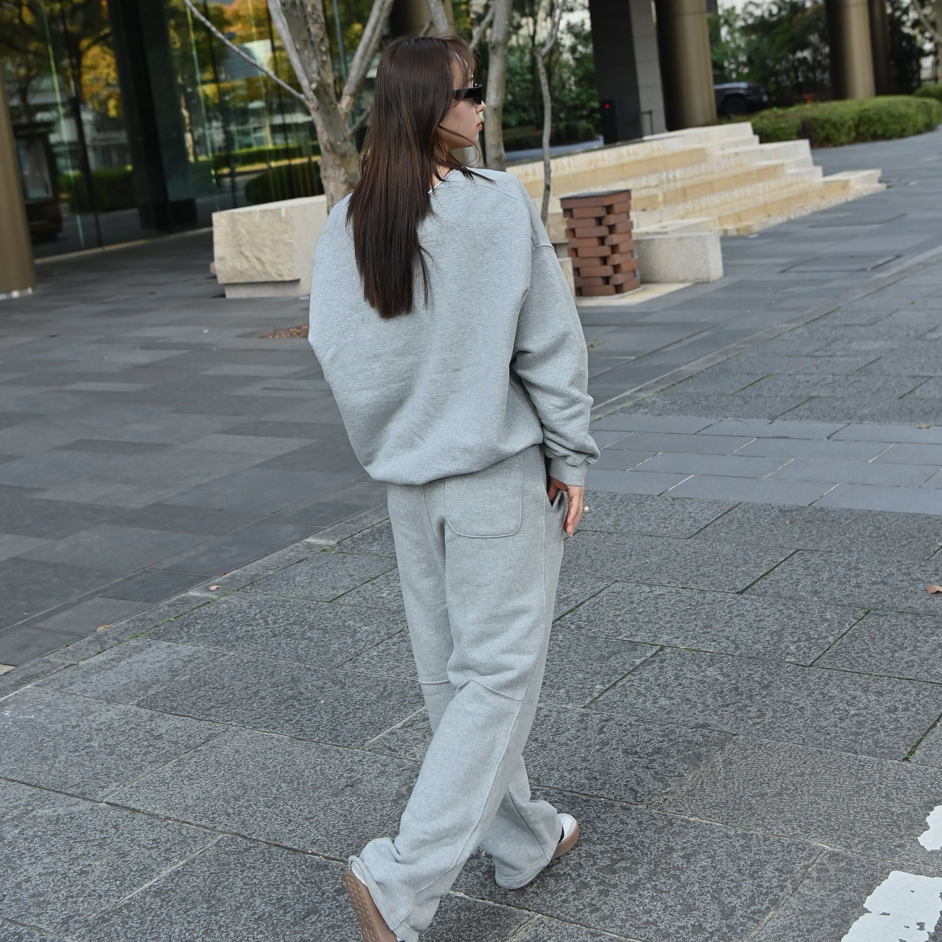 Daily Tuck Pants