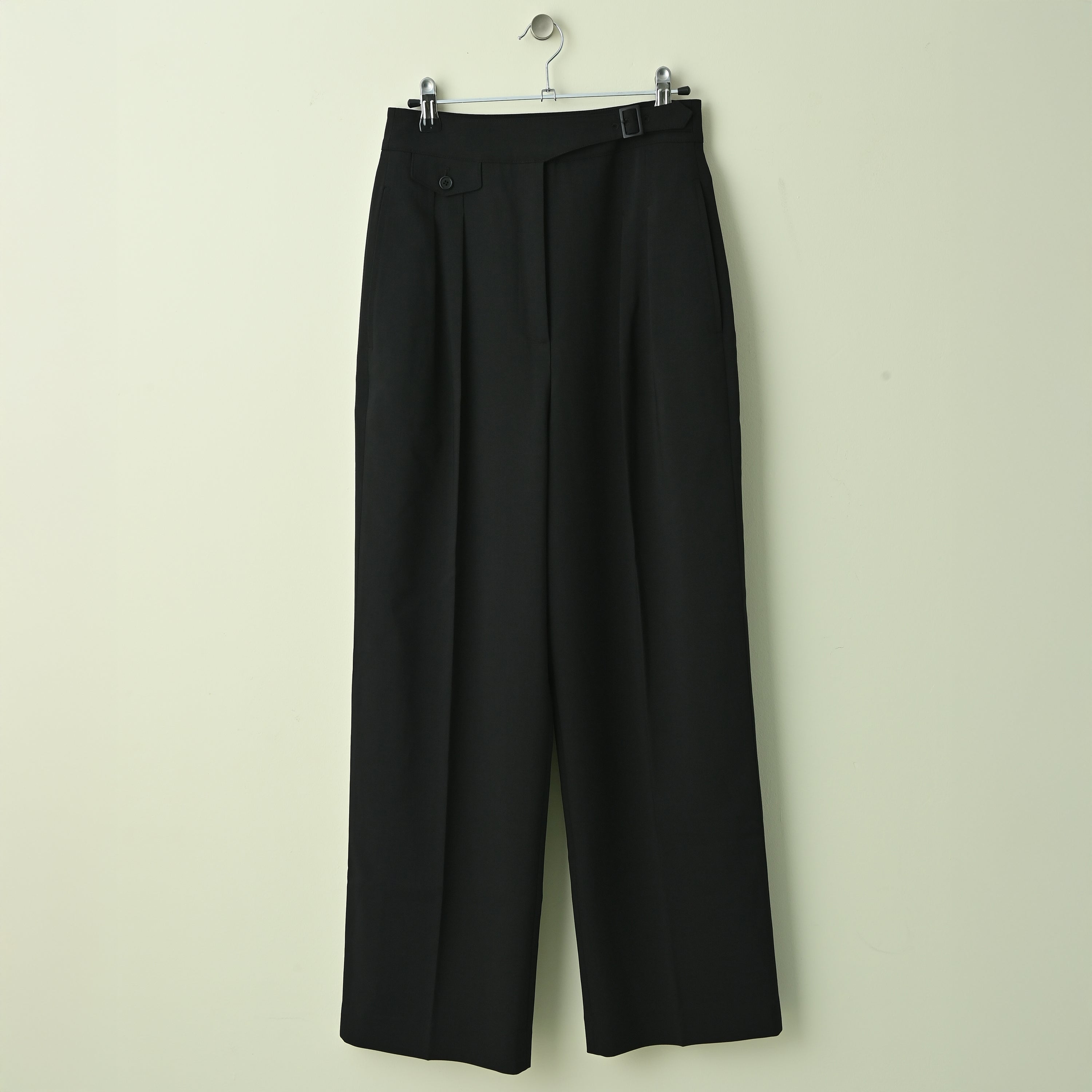 Detail Waist Straight Pants