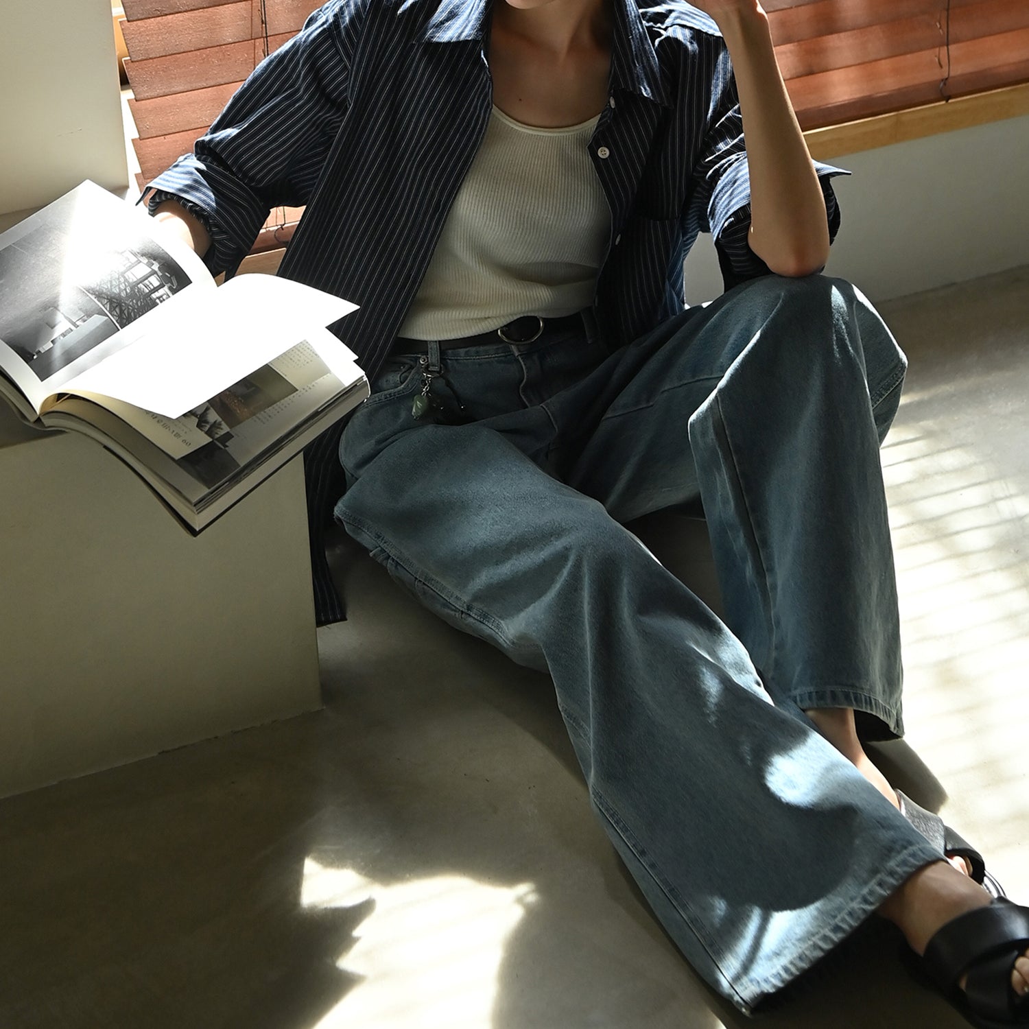 Indigo loose denim